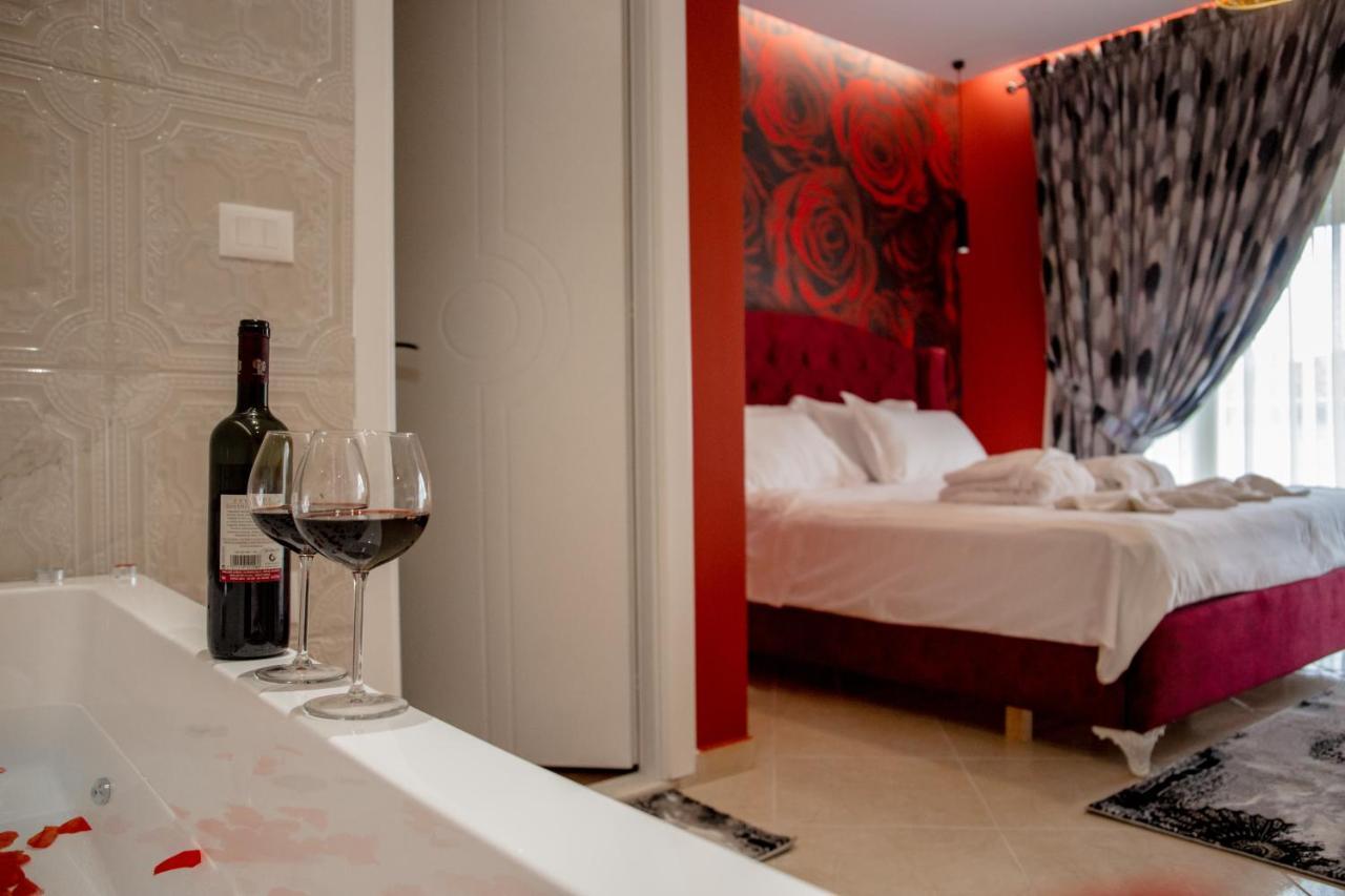 קורצ'ה Ajilin Hotel Rooms מראה חיצוני תמונה